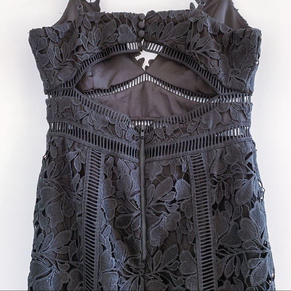 Bardot Botanica Lace Dress - Picture 4 of 9